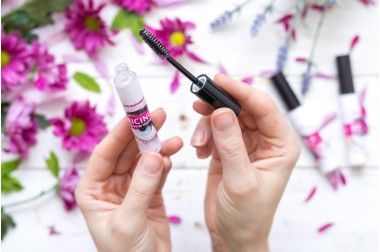 Serum za trepavice i obrve Serum za trepavice i obrve