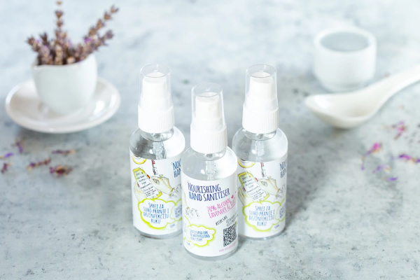 Sprej za suho pranje i dezinfekciju ruku