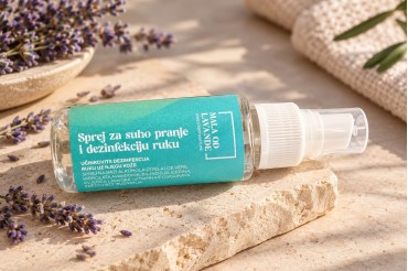 Spray per il lavaggio a secco e la disinfezione delle mani
