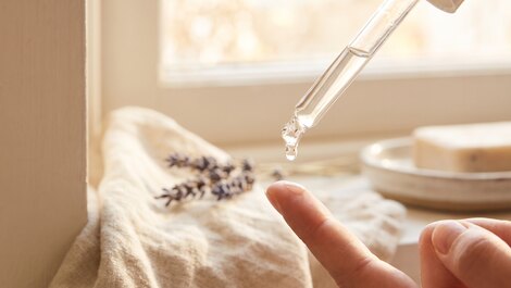 L'acido ialuronico non basta? Cosa mantiene davvero idratata la pelle?